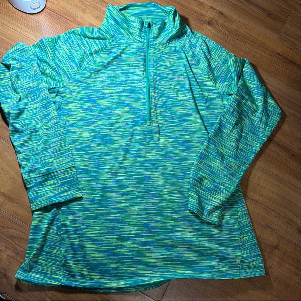 Under Armour Heat Gear 1/4 Zip Women's Large Semi-fitted Pullover shirt